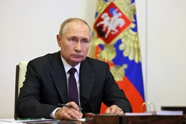 Tổng thống Nga Putin ký sắc lệnh động viên thêm 300.000 quân 