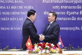 Chủ tịch QH Việt Nam, Lào dự lễ khởi động xây dựng Công viên Hữu nghị