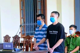 Phạt tù 2 sỹ quan cảnh sát giao thông về tội “Tham ô tài sản”