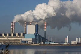 Giảm khí thải CO2 là chưa đủ để ngăn chặn tình trạng Trái Đất ấm lên