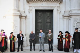 "Một thoáng Việt Nam tại Venice" chinh phục bạn bè Italy