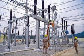 Thành phố Hồ Chí Minh khẩn trương đưa vào vận hành các công trình điện