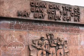 Hà Nội: Bảo vệ nguyên trạng bức phù điêu dân quân tự vệ bảo vệ Thủ đô