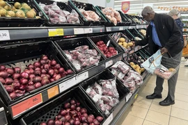 Anh lo ngại chính sách thuế mới đẩy giá thực phẩm tiếp tục tăng cao