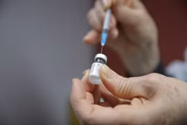 Hong Kong triển khai tiêm vaccine Pfizer/BioNTech cho trẻ từ 6 tháng