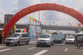 Khánh thành cao tốc Trung Lương-Mỹ Thuận, không thu phí trong 60 ngày