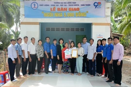 Ấm áp những “Ngôi nhà 5.000 đồng” dành tặng sinh viên nghèo