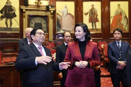 Thủ tướng Phạm Minh Chính hội kiến Chủ tịch Thượng viện Bỉ D’Hose