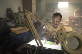 Ấn Độ phát triển thiết bị khử virus SARS-CoV-2 trong không gian kín