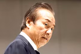 Một thành viên ban tổ chức Olympic Tokyo bị nghi ngờ nhận hối lộ