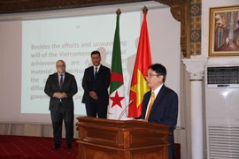 Việt Nam tin tưởng tương lai phát triển của quan hệ với Algeria