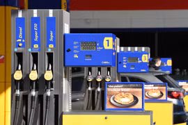 Châu Âu chỉ có thể cấm nhập khẩu dầu của Nga trong thời gian ngắn
