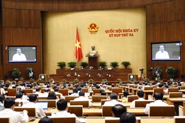 Quốc hội: Đảm bảo linh hoạt trong kiềm chế giá xăng dầu tăng cao