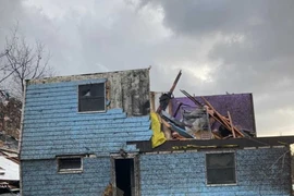 Lốc xoáy, gió mạnh gây nhiều thương vong, thiệt hại ở Mỹ và Indonesia