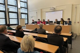 Ấn tượng đẹp buổi tọa đàm đầu Xuân “Việt Nam 2022” tại Pháp