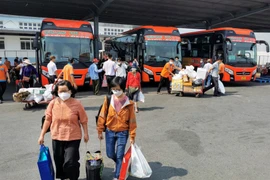 Hạ nhiệt giá xăng dầu, giảm áp lực chi phí cho người dân, doanh nghiệp