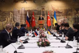 Ukraine tuyên bố không thay đổi lập trường đàm phán hòa bình với Nga