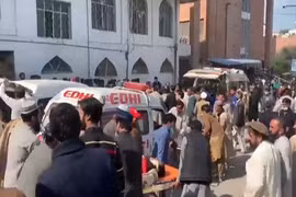 Nổ lớn gây nhiều thương vong tại một thánh đường Hồi giáo ở Pakistan