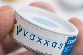 Vaccine ngừa COVID-19 dạng miếng dán. (Nguồn: theaustralian.com.au)