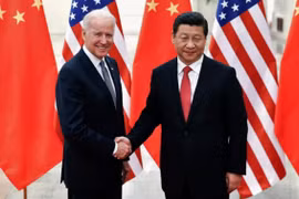 Chủ tịch Trung Quốc Tập Cận Bình (phải) và Tổng thống Mỹ Joe Biden. (Nguồn: Getty Images)