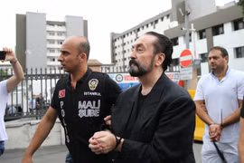 Thủ lĩnh giáo phái tình dục Adnan Oktar. (Nguồn: AA)