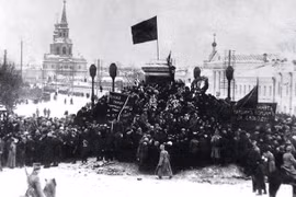 Không khí Cách mạng Tháng Mười ở Yekaterinburg (thành phố chính ở miền trung Nga, phía đông dãy núi Uran). (Ảnh: Tư liệu/TTXVN phát)