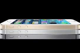 Pin của iPhone 5s và 5c thua xa các đối thủ Android 