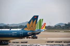 Máy bay của các hãng hàng không tại sân bay Nội Bài. (Ảnh: Hoàng Anh/Vietnam+)