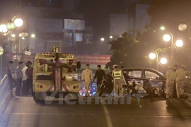 Hiện trường vụ tai nạn nghiêm trọng trên cầu vượt Thái Hà đêm 8/11 (Ảnh: Minh Sơn/Vietnam+) 