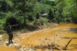 Sạt lở bùn đỏ tại bãi quặng Công ty Gang thép Cao Bằng