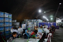 Afghanistan: Ứng viên Ghani rút quan sát viên kiểm lại phiếu