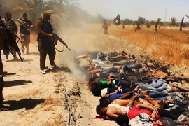 Các tay súng IS đã hành quyết hàng chục tù binh Syria