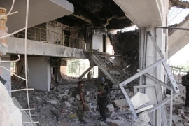 Binh sỹ Iraq tuần tra tại Baiji sau khi giành lại quyền kiểm soát thành phố này ngày 7/6 (Nguồn: AFP-TTXVN)