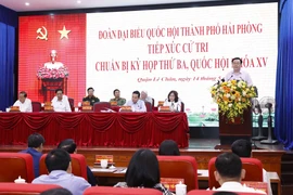 Sáng 14/5, Chủ tịch Quốc hội Vương Đình Huệ cùng Đoàn đại biểu Quốc hội thành phố Hải Phòng tiếp xúc cử tri quận Lê Chân để chuẩn bị Kỳ họp thứ ba, Quốc hội khoá XV. (Ảnh: Doãn Tấn/TTXVN)