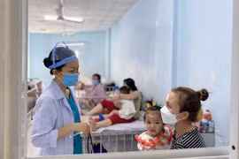 Ngành y tế Thành phố Hồ Chí Minh đối mặt với nhiều nguy cơ, thách thức