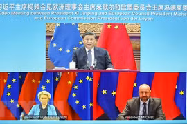 Chủ tịch Trung Quốc Tập Cận Bình, Chủ tịch Ủy ban châu Âu Ursula von der Leyen và Chủ tịch Hội đồng châu Âu Charles Michel tại Hội nghị các nhà lãnh đạo Trung Quốc-EU lần thứ 23 diễn ra trực tuyến, ngày 1/4/2022. (Ảnh: THX/TTXVN)