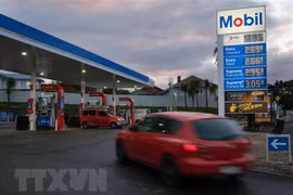 Một trạm xăng ở Auckland, New Zealand. (Nguồn: THX/TTXVN)