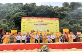 Quảng Ninh khởi công xây dựng chùa Trúc Lâm trên Đảo Trần huyện đảo tiền tiêu Cô Tô. (Ảnh-Thanh Vân/TTXVN)