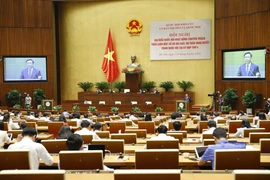 Quang cảnh hội nghị đại biểu Quốc hội hoạt động chuyên trách để thảo luận một số nội dung trình Quốc hội tại kỳ họp thứ tư, Quốc hội khóa XV. (Ảnh: Doãn Tấn/TTXVN) 