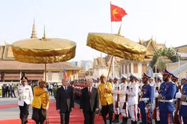 Quốc vương Campuchia Norodom Sihamoni chủ trì lễ đón Tổng Bí thư, Chủ tịch nước Nguyễn Phú Trọng thăm cấp Nhà nước Vương quốc Campuchia trong 2 ngày 25-26/2/2019. (Ảnh: Trí Dũng/TTXVN