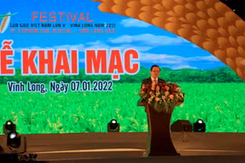Ông Lương Quốc Đoàn, Ủy viên Trung ương Đảng, Chủ tịch Hội Nông dân Việt Nam phát biểu tại lễ khai mạc. Ảnh: Lê Thúy Hằng - TTXVN 