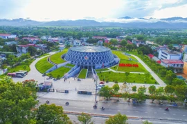 Bảo tàng Chiến thắng lịch sử Điện Biên Phủ giữa lòng thành phố. (Ảnh: Xuân Tư/TTXVN) 