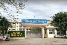 Trường Trung học cơ sở Ngô Thời Nhiệm. 