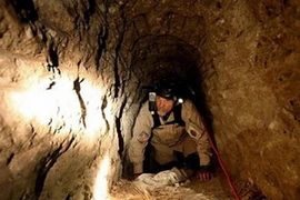 Đường hầm vận chuyển ma túy xuyên biên giới Mỹ-Mexico. (Nguồn: AFP)