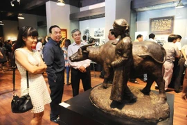 [Video] Khai mạc triển lãm “Cải cách ruộng đất 1946-1957” 