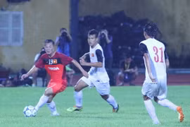 Công Vinh và tuyển Việt Nam “dạy dỗ” đàn em Olympic 
