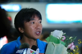 HLV Miura: Sau lưng tuyển Việt Nam có 80 triệu con người