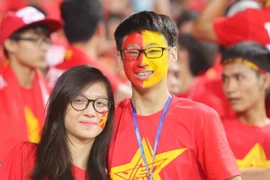 U19 Việt Nam chắp cánh cho tình yêu của đôi trẻ 