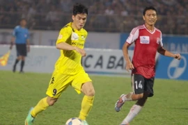 Tỏa sáng rực rỡ, các sao nội che mờ ngoại binh tại vòng 18 V-League 