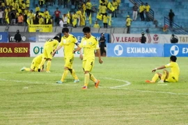 Hòa Sông Lam, Hà Nội T&T chỉ còn hơn Bình Dương đúng 1 điểm